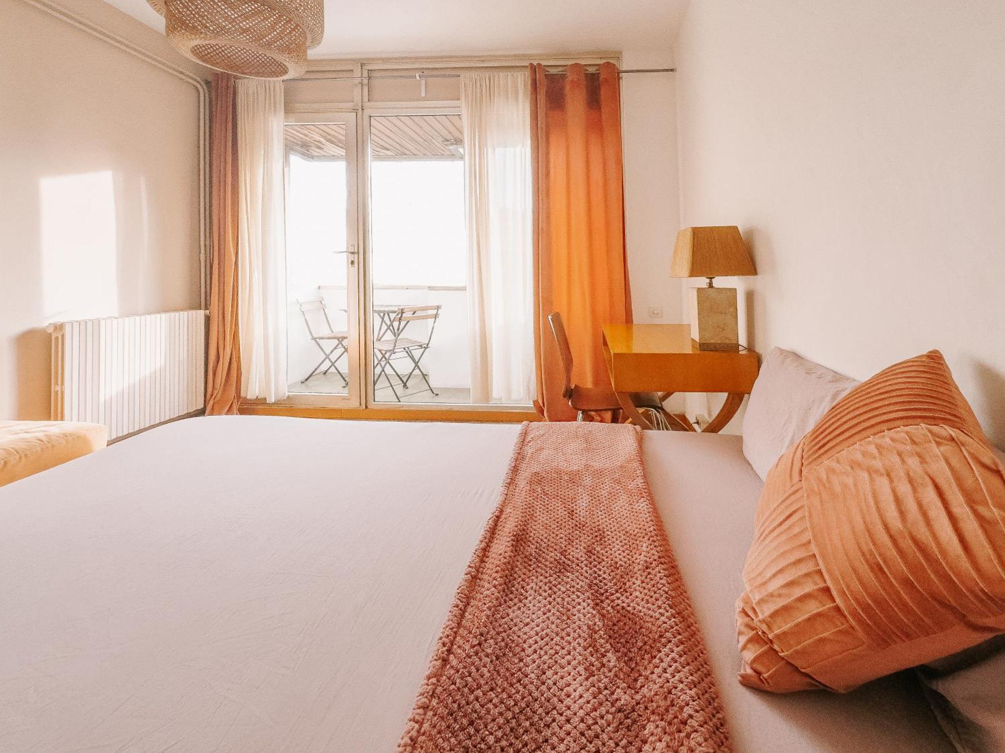 Lovely Rooms In Shared Apartment Gracia Neighborhood Barcelona Exterior foto