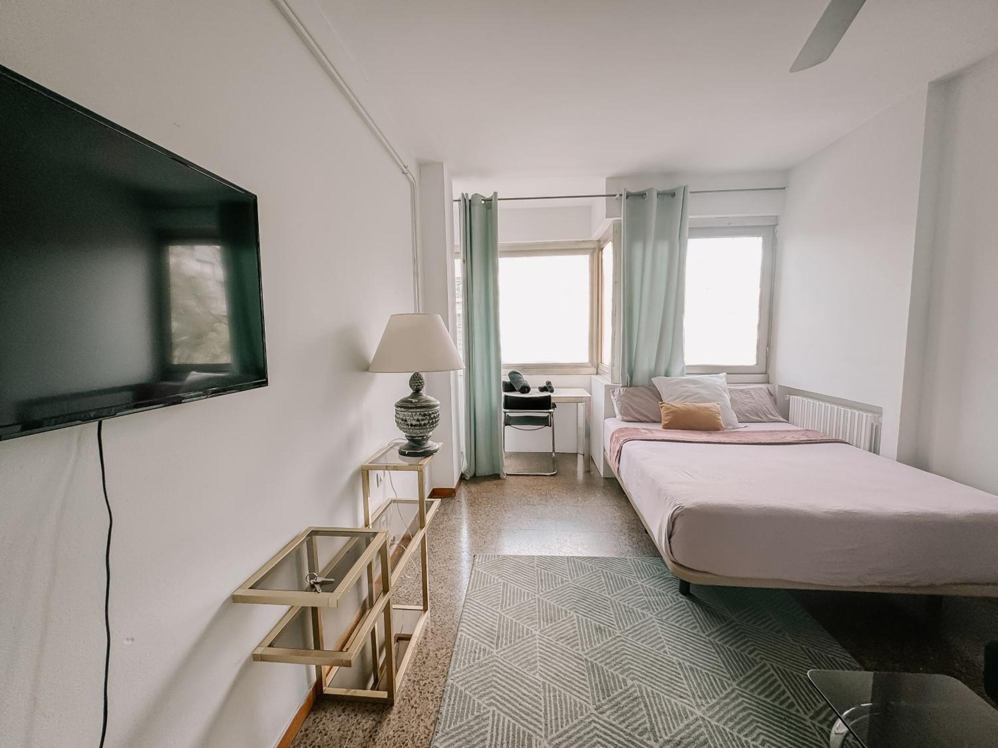Lovely Rooms In Shared Apartment Gracia Neighborhood Barcelona Exterior foto